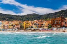 Soggiorno vacanza da sogno per due ad Alassio nella Riviera Ligure!