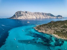 Un'esperienza di snorkeling per tutta la famiglia