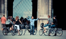 Tour di Parigi in bici elettrica: storie, segreti e tesori nascosti