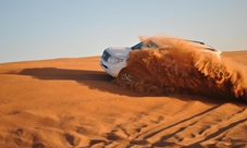 Abu Dhabi: 4x4 Desert Safari with BBQ Dinner - Deluxe