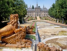 Viaggio a Madrid per 4 e gita a Segovia