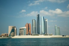 Tour della città di mezza giornata ad Abu Dhabi da Dubai