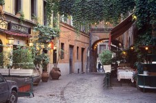 Tour Street Food con Degustazione Birra Artigianale a Roma