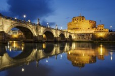 Crociera sul Tevere con aperitivo