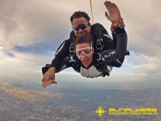 Volo adrenalinico in Paracadute Calabria