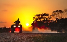 Tour del Grand Canyon al tramonto