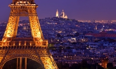 Tour VIP della Torre Eiffel di sera con accesso all'Osservatorio del 2° piano e crociera con champagne