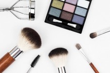 Trattamento viso con make up da festa - Firenze