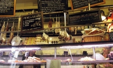 Guided tapas tour in Barcelona