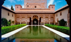 Tour guidato dell'Alhambra con spettacolo di flamenco e cena