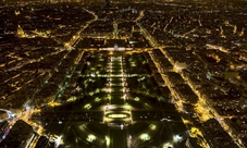 Tour notturno di Parigi con visita sulla Torre Eiffel e crociera sulla Senna