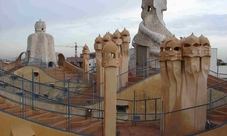 Tour a piedi alla scoperta dei capolavori di Gaudì con visita alla Sagrada Familia