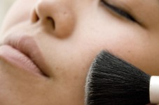 Trattamento viso con make up da festa - Firenze