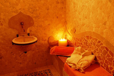 Benessere di coppia in una spa in Umbria con hotel