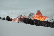 Trekking a Cavallo & Pranzo in Val Di Fassa