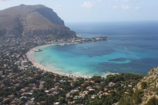 Buono Regalo Vacanza in Famiglia a Kotor con Tour alla Grotta Azzurra