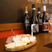 Degustazione di vino nel centro di Torino