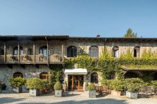 Soggiorno Esclusivo a Gazzola con Cena e Visita al Castello di Rivalta