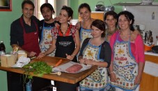 Lezione di Cucina e Visita al Mercato a Catania