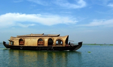 Day Trip to Alleppey with Houseboat Day Cruise