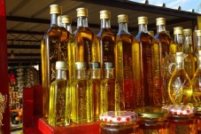 degustazione olio d'oliva e prodotti tipici siciliani