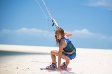 Battesimo del Mare – Lezione di Kitesurf tra Vento e Onde