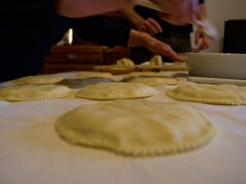 Cena di Gruppo a Domicilio con Prodotti Sardi