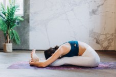 Lezione privata di Yin yoga in presenza