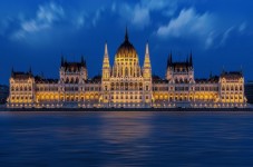 Tre giorni a Budapest: Viaggio regalo all inclusive per Due Persone
