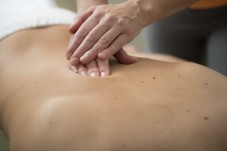 Massaggio schiena + tisana a Bologna