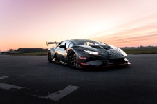 5 giri in pista su Lamborghini Huracan Evo - Circuito Vallelunga (RM)