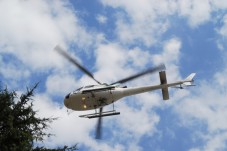 Volo privato in elicottero sopra Cannes