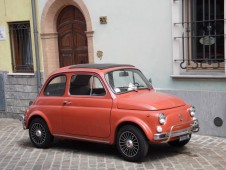 Vola a Bracciano Con Una FIAT 500 Vintage