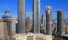 Trasferimenti di andata e ritorno dall'aeroporto con biglietti in omaggio per le Petronas Twin Towers