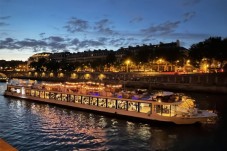 Pacchetto Viaggio Completo 4 giorni a Parigi