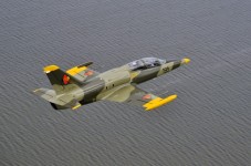 Volo su un jet militare Albatros L-39