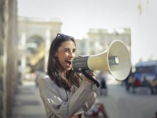 Corso di GESTUALITÀ VOCALE: come gestire la voce