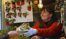 Christmas traditions walking tour
