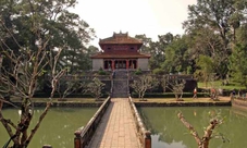 Hue royal city excursion and tour