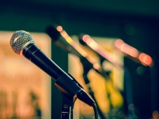 4 lezioni di gruppo di tecnica vocale & soggiorno 1 notte
