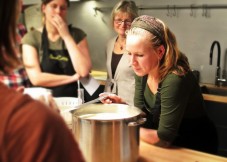Corso di cucina con uno chef professionista