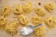 Mani in Pasta: Corso di Pasta Fresca con una Cesarina