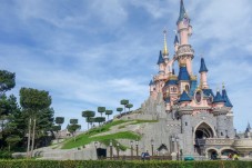 Ingresso Disneyland Paris e proiettore stelle soffitto