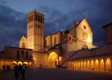 Assisi tour privato dell'ultimo minuto con una guida locale