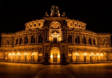 Dresda: Tour al chiaro di luna accompagnati dal signore dei sotteranei