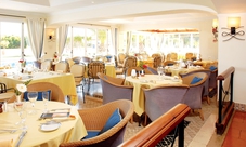 Golf in Algarve: Dona Filipa Hotel