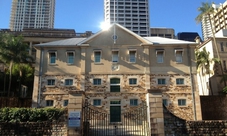 Guided walking tour in Brisbane: convicts and crime