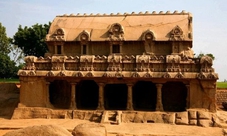 A full day excursion to Mahabalipuram en-route visit Dakshinachitra