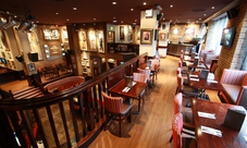Hard Rock Cafe Manchester: Priority Seating with Menu