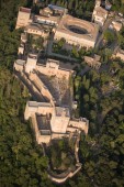 Granada: treno hop-on hop-off e tour guidato dell'Alhambra
